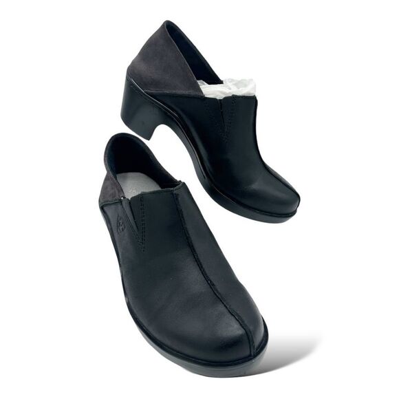 Ariat Women’s‎ Black Kickback Comfort Clog Mule Closed Back Sz 6.5M - Picture 2 of 15